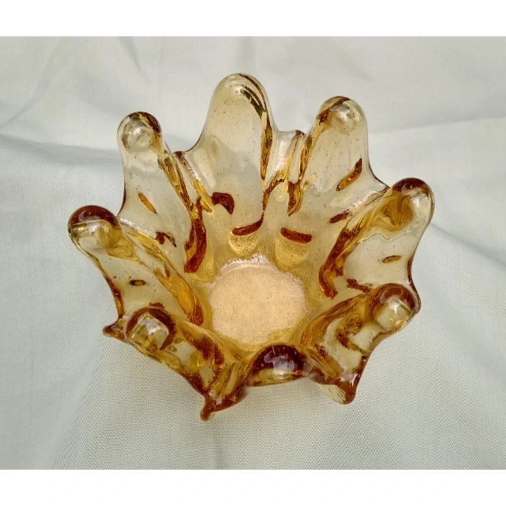 L E Smith Amber Art Glass Swung Bowl 5 Inch Pinched Fingers Simplicity Vintage